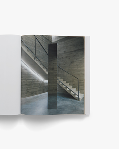 John McCracken: Works from 1963–2011