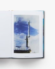 Load image into Gallery viewer, Thomas Ruff: Transforming Photography

